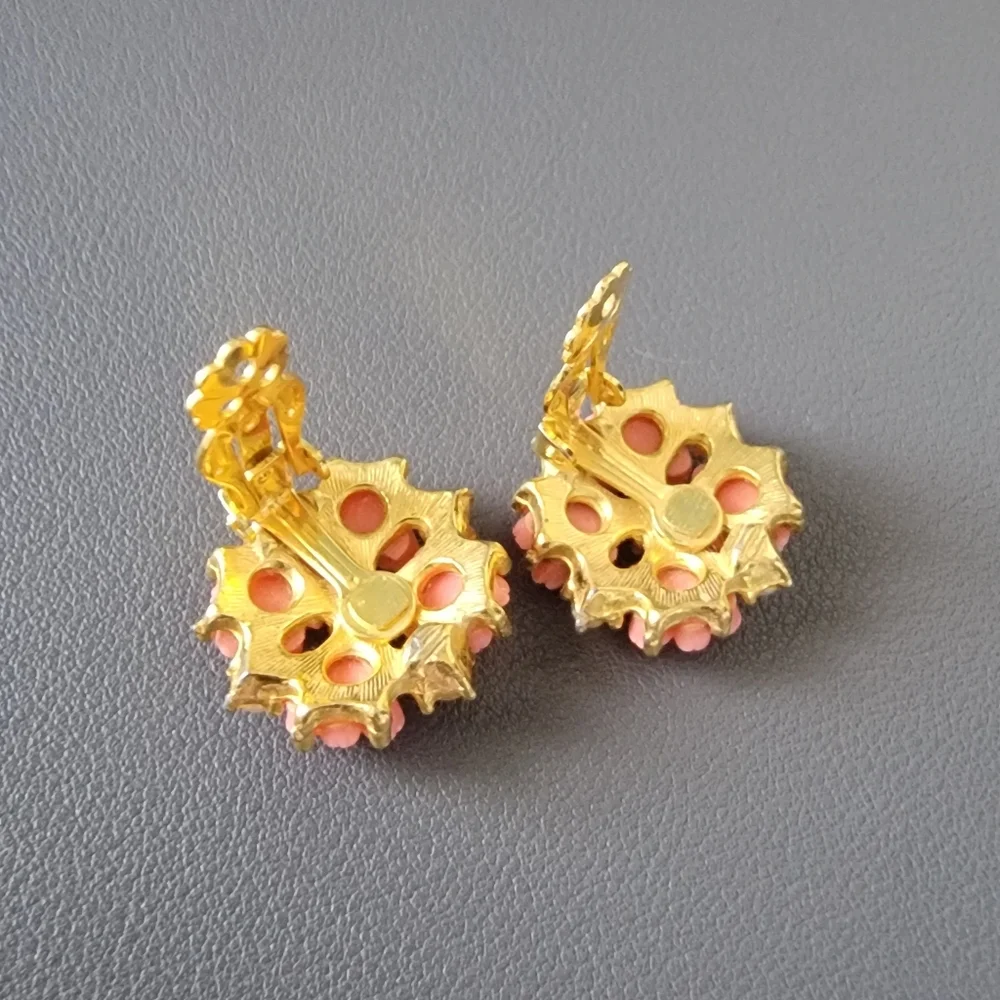 Vintage peach floral and pearl earrings
